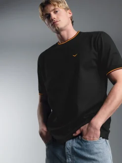 Deutschland T Shirt mit kontrastfarbigen Bündchen Schwarz