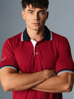 Poloshirt aus Coolmax Material Kirsch