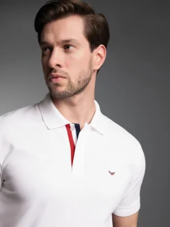 Poloshirt mit dreifarbiger Knopfleiste Weiss