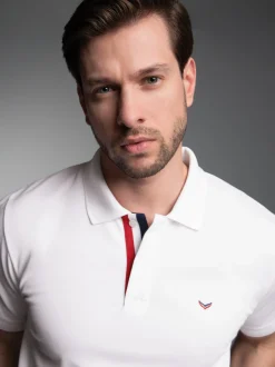 Poloshirt mit dreifarbiger Knopfleiste Weiss