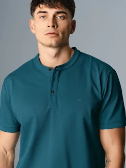 Poloshirt mit Stehkragen