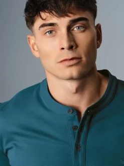 Poloshirt mit Stehkragen
