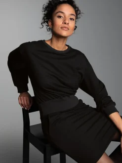 Sweatkleid mit modischem Elastikbund Schwarz
