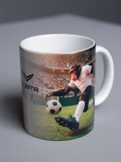 trigema Tasse Athlet Charly Weiss