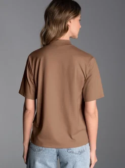 T-Shirt mit Stehkragen Haselnuss
