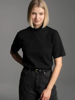 T-Shirt mit Stehkragen Schwarz