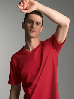 V-Shirt DELUXE Kirsch